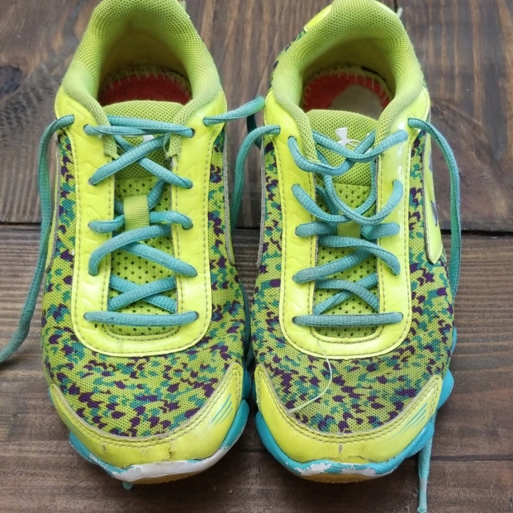Under Armour Nitrous Sneakers Size 2